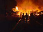 Perahu-Kapal-Pukat-Nelayan-Terbakar-di-Gudang-Mitra-Laut.jpg