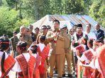 Perdana-Tahun-2024-Bupati-Samosir-Lanjutkan-Pelayanan-Melalui-Bunga-Desa-1.jpg