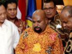 Pertemuan-Gubernur-Papua-dengan-Mendagri-Tito-Karnavian.jpg