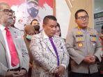 Pertemuan-Kak-Seto-dengan-Arist-Merdeka-Sirait-membuat-Hotman-Paris-tersenyum.jpg
