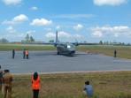 Pesawat-Casa-TNI-AU-membawa-garam-seberat-800.jpg