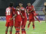 Pesepak-bola-Arema-FC-Irsyad-Maulana.jpg