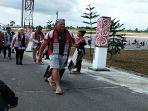 Peserta-F1H2O-Tiba-di-Bandara-Silangit.jpg