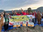 Petani-kaum-marhaen-di-sela-penyerahan-benih-jagung-Pioner-32.jpg