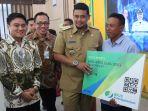 Pimpinan-DPRD-Sumatera-Utara-Ricky-Anthony-bersama-Gubernur.jpg