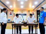 Pj-Gubernur-Sumut-Terima-BPJS-Ketenagakerjaan.jpg