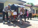 Polres-Langkat-serahkan-70-paket-bansos.jpg