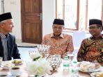 Potret-Menko-Polhukam-Mahfud-MD-dan-Gubernur-Jawa-Tengah-Ganjar.jpg