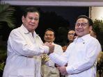 Prabowo-Subianto-kiri-berjabat-tangan-dengan-Ketua-Umum-PKB-Muhaimin-Iskandar.jpg