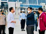 Presiden-Jokowi-berbincang-dengan-Luhut-Binsar-Pandjaitan.jpg