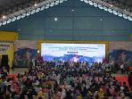 Presiden-Jokowi-saat-bersilaturahmi-bersama-masyarakat-penerima-manfaat.jpg
