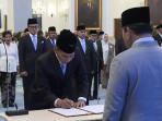 Presiden-melantik-Akhmad-Wiyagus.jpg