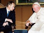 Putin-dan-Paus-Yohanes-Paulus-II.jpg