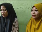 Putri-dan-Vita-Dua-orang-kakak-korban-Ade-Nurul-Fadilah-19-warga-Jalan-Mandiri.jpg