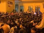 Ratusan-anggota-geng-motor-ditangkap-polisi-di-Polsek-Sunggal.jpg