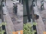 Rekaman-CCTV-Pedagang-Bakso-Keliling-Maling-Paket.jpg