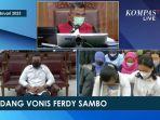 Rosti-tampak-begitu-emosional-sambil-terus-memeluk-erat-pigura-foto.jpg