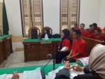 SIDANG-KASUS-ANAK-Najma-Hamida-21-bersama-abang.jpg