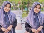 SOSOK-Ning-Umi-Laila-Penyanyi-Religi-dan-Ustazah-Masih-22-Tahun-Jadi-Pengurus-Pondok-Pesantren.jpg