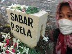 Sabar-dan-Istrinya-Wiwin.jpg