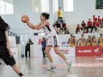 Satu-di-antara-penggawa-tim-Basket-putri-SMA-Methodist-2-Medan.jpg