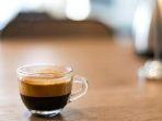 Segelas-kopi-minum-kopi.jpg