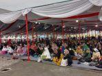 Sejumlah-jamaah-penuhi-acara-Festival-Ramadan-2023-di-Lapangan-Astaka-Gor-Pancing.jpg