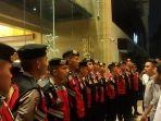 Sejumlah-orang-yang-merupakan-tim-pemenangan-calon-anggota-legislatif_KPU-Medan.jpg