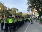 Sejumlah-personel-kepolisian-sedang-menggelar-apel.jpg