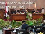 Sekda-Langkat-di-DPRD.jpg