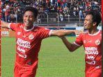 Semen-padang-fc-vs-Sriwiajaya.jpg