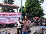 Seniman-Kota-Medan-gelar-aksi-lakukan-pertunjukan-di-pinggir-jalan.jpg