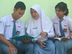 Siswa-SMA-Belajar-Contoh-Soal-SNBT-2023.jpg