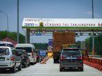 Suasana-Gerbang-Tol-Tanjung-Pura-Kabupaten-Langkat-Sumatera-Utara-Jumat-1142024.jpg