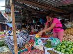 Suasana-aktivitas-jual-beli-di-pasar-tradisional-Kabanjahe_Disperindag-Karo.jpg