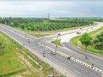 Suasana-jalan-masuk-dan-keluar-Tol-Binjai-Langsa-seksi-Stabat-Tanjung-Pur.jpg