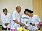 Syah-Afandin-SH-menerim.jpg