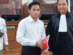 Teka-teki-sosok-perempuan-menangis-keluar-dari-rumah-Ferdy-Sambo.jpg