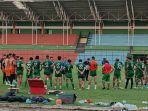 Tim-PSMS-Medan-Saat-Melakoni-Latihan-di-Stadion-Teladan_.jpg