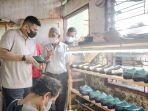 Tinjau-Produksi-Sepatu.jpg