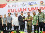 Tokoh-nasional-Dr-Tuan-Guru-Bajang-Muhammad-Zainul-Majdi-isi-kuliah-umum-di-Institut-Bisnis-ITB.jpg