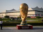 Trofi-piala-dunia-2022-raksasa.jpg