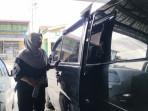 Ibu Rumah Tangga di Helvetia Ini Beli Mobil Rp 80 Juta Pakai Uang Logam, Hasil Nabung 3 Tahun
