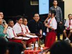 VIRAL-Anak-SD-Tanya-ke-Presiden-Jokowi-Kenapa-Ibu-Kota-tak-Pindah-ke-Papua-SajaBegini-Reaksi-Jokowi.jpg