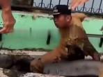 Viral-video-yang-memperlihatkan-seorang-Lurah-Perintis-Kecamatan-Medan-Timur.jpg