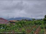 Visual-Gunung-Sinabung-di-Kabupaten-Karo-tampak-tertutup-kabut.jpg