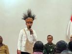 Wakil-Presiden-Gibran-Rakabuming-saat-bertemu-sejumlah-tokoh-Papua-di-Manokwari.jpg