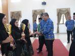 Wiriya-Alrahman-ketika-menerimg.jpg
