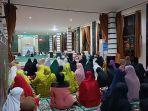 Zikir-Bersama-Umat-Muslim-India-Kampung-Madras-di-Malam-Tahun-Baru.jpg