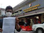 ahmad-fauji-ritonga-warga-kelurahan-tegal-rejo_laporkan-polrestabes-medan-ke-propam.jpg
